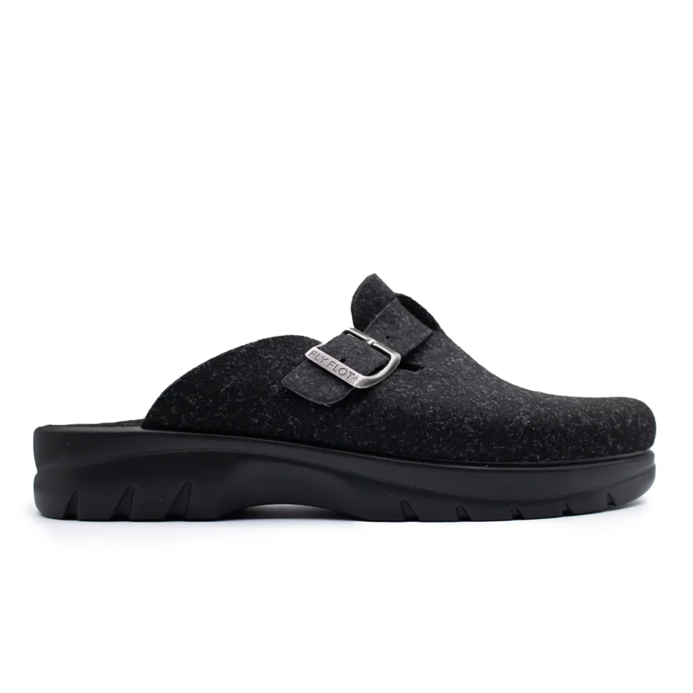 Cloth Man Slipper Black