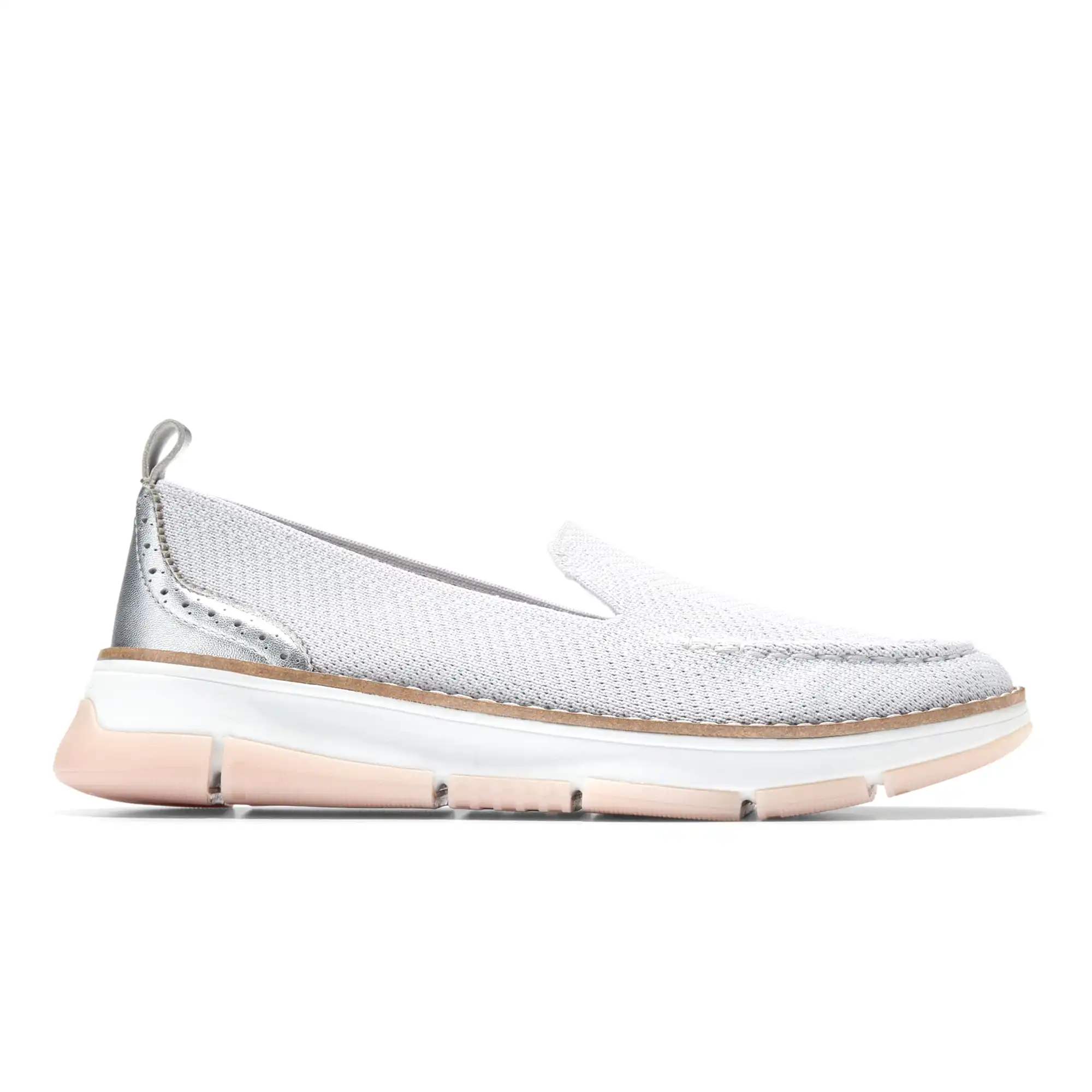W32506_A Zerogrand Revel Stitchlite Venetians Microchip Knit Silver Metallic White – Image 1