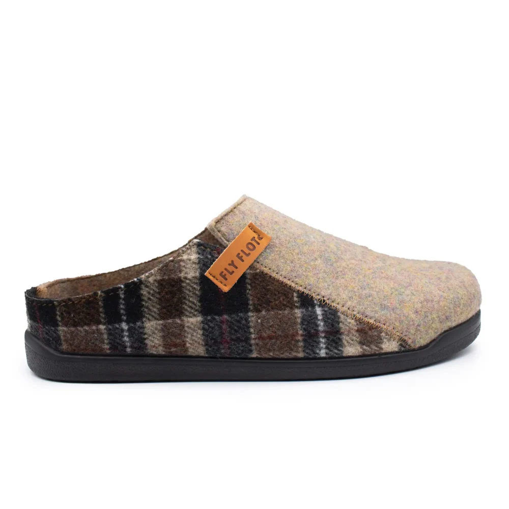Cloth Man Slipper Light Brown