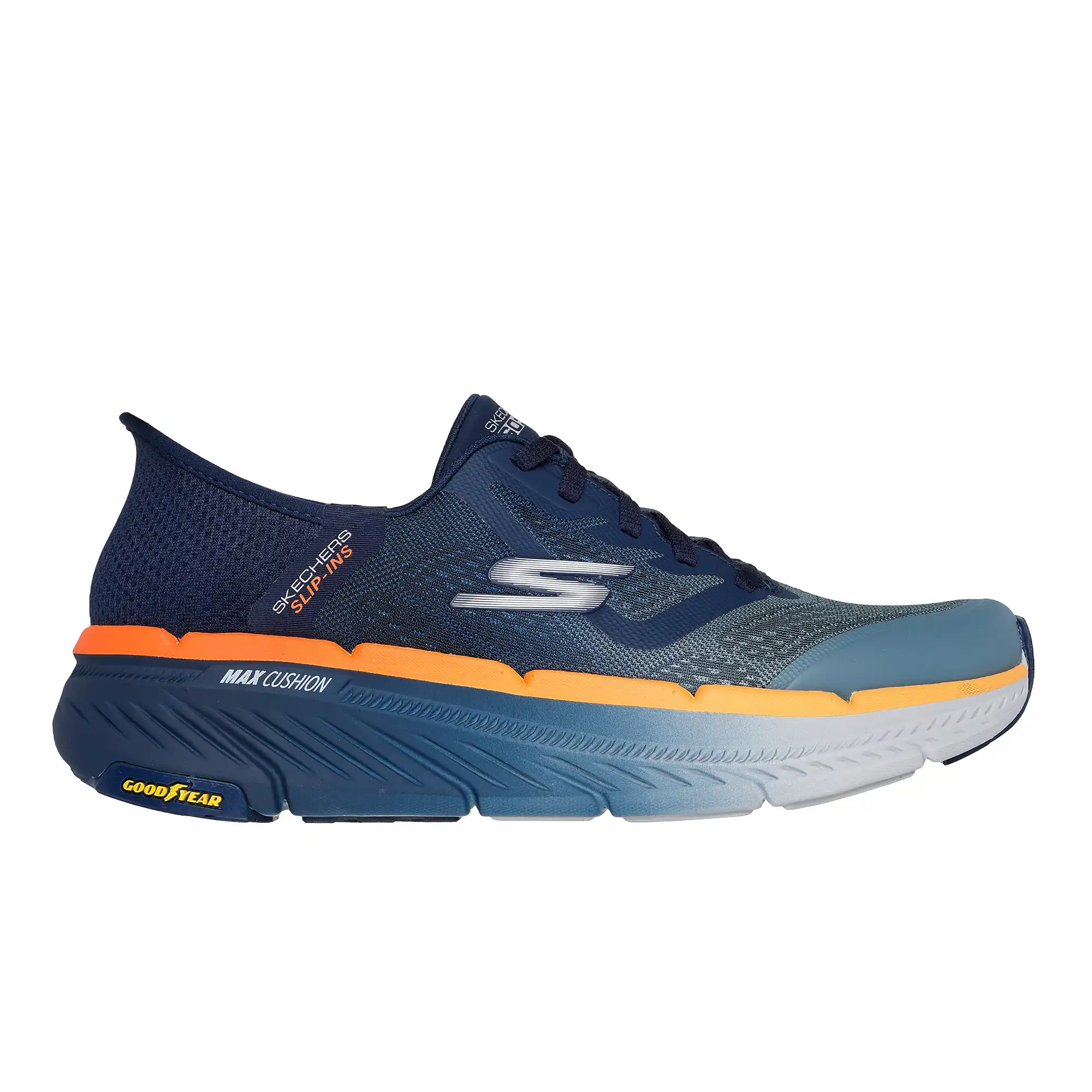220526_NVOR_A Max Cushioning Premier 2.0 – Image 1