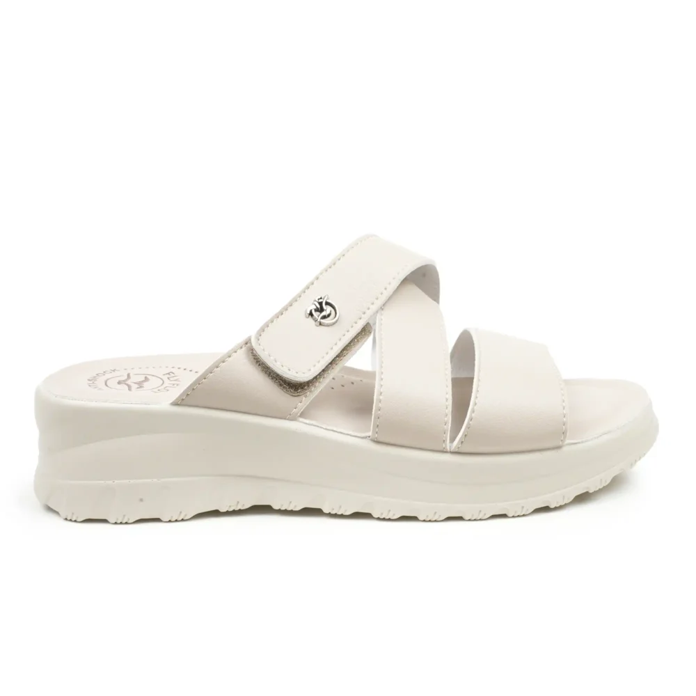 Synthetic Woman Slipper