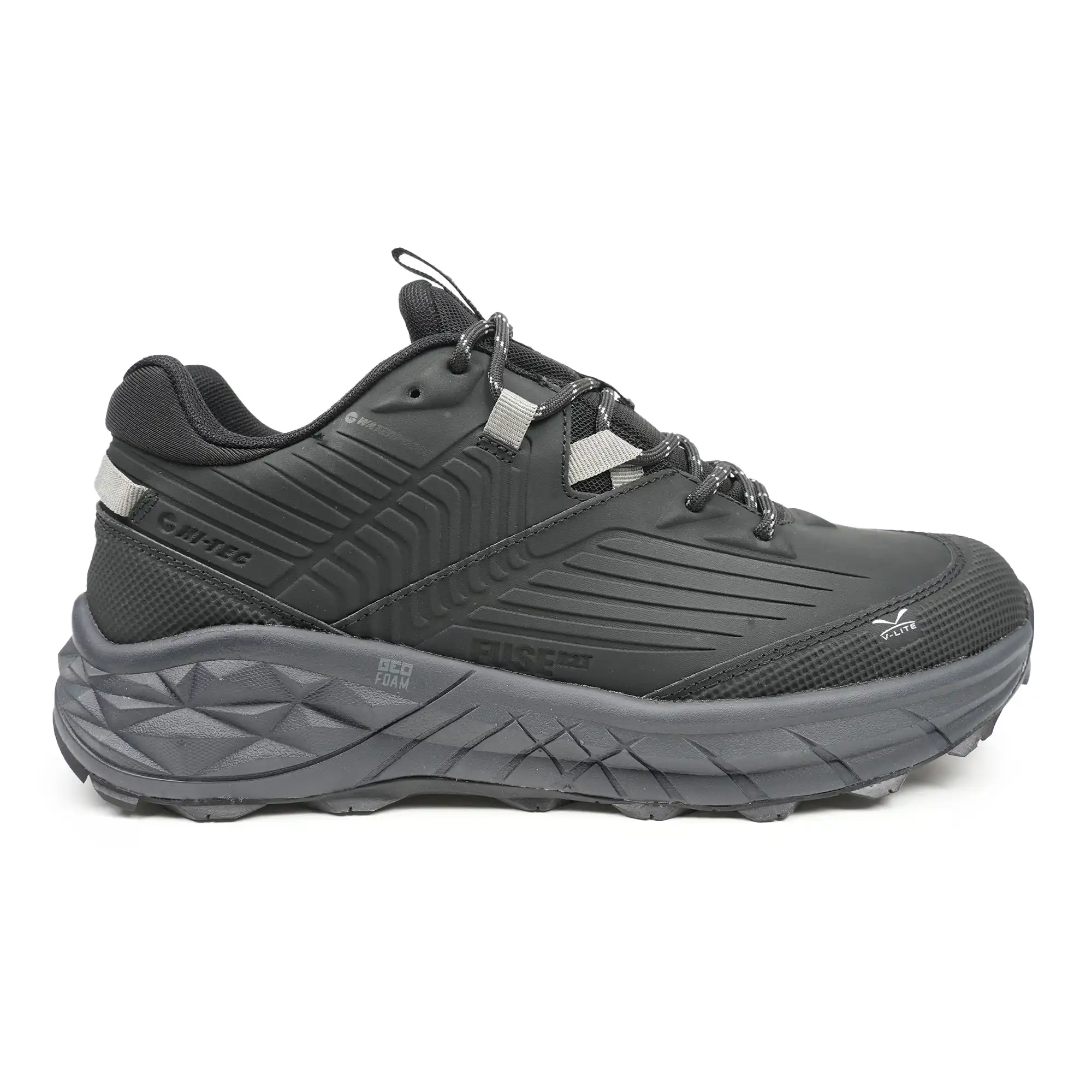 O014908_A Fuse Trek Low WP Black – Image 1